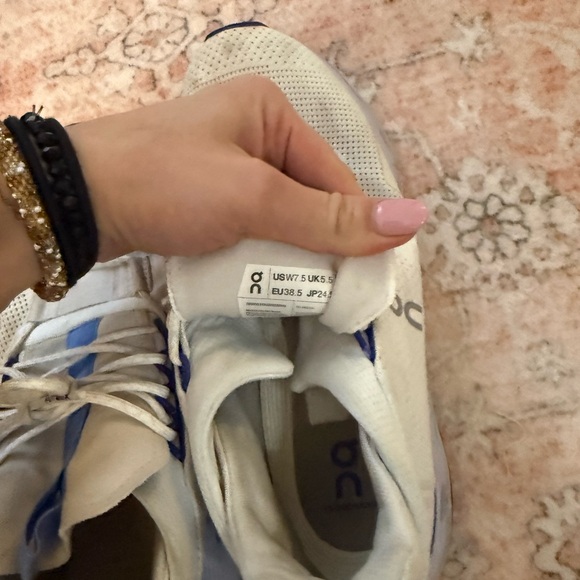 Woman’s on cloud nova - Picture 7 of 8